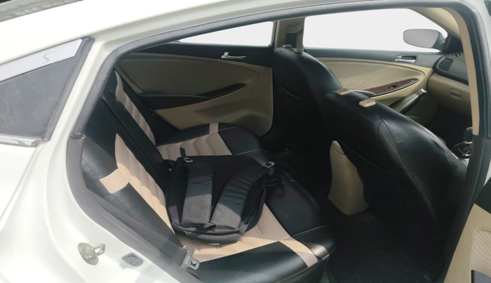 2013 Hyundai Verna FLUIDIC 1.6 CRDI SX, Diesel, Manual, 1,45,332 km, interior
