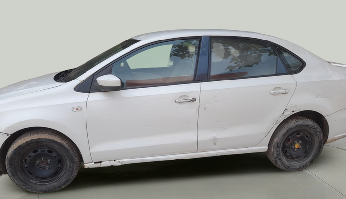 2010 Volkswagen Vento TRENDLINE DIESEL 1.6, Diesel, Manual, 1,38,340 km, exterior