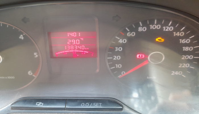 2010 Volkswagen Vento TRENDLINE DIESEL 1.6, Diesel, Manual, 1,38,340 km, interior