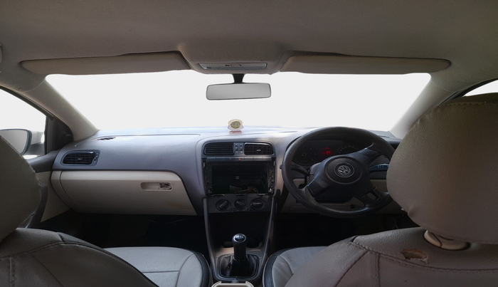 2010 Volkswagen Vento TRENDLINE DIESEL 1.6, Diesel, Manual, 1,38,340 km, interior