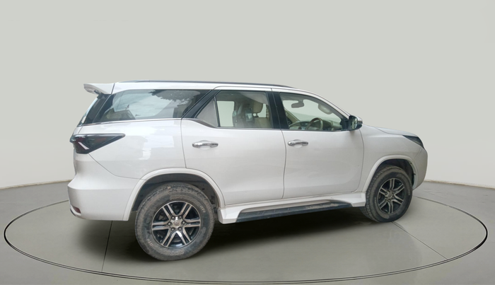 2018 Toyota Fortuner 2.8 4X2 AT, Diesel, Automatic, 2,14,329 km, exterior