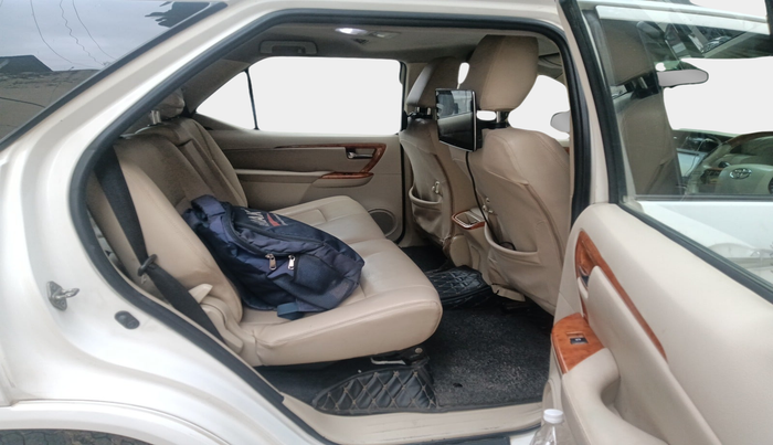 2018 Toyota Fortuner 2.8 4X2 AT, Diesel, Automatic, 2,14,329 km, interior