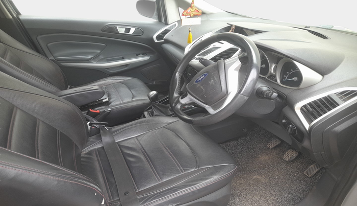 2014 Ford Ecosport TITANIUM 1.5L DIESEL, Diesel, Manual, 1,39,192 km, interior