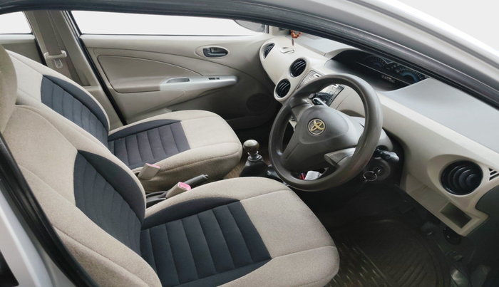 2016 Toyota Etios VD, Diesel, Manual, 4,01,926 km, interior