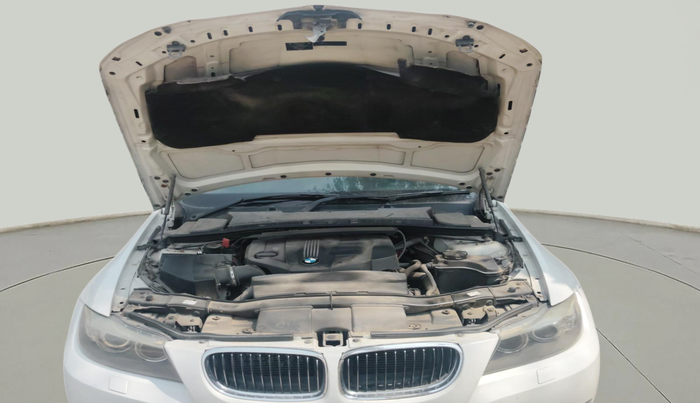 2011 BMW 3 Series 320d, Diesel, Automatic, 1,04,458 km, exterior