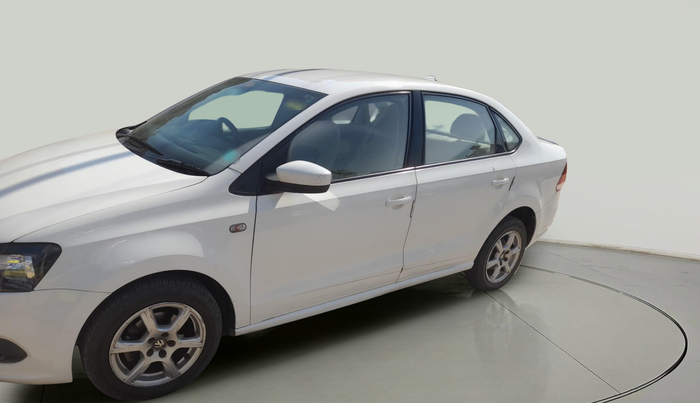 2014 Volkswagen Vento HIGHLINE DIESEL 1.6, Diesel, Manual, 2,39,302 km, exterior