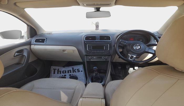 2014 Volkswagen Vento HIGHLINE DIESEL 1.6, Diesel, Manual, 2,39,302 km, interior