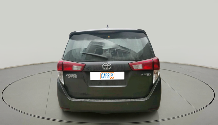 2018 Toyota Innova Crysta 2.8 GX AT 7 STR, Diesel, Automatic, 2,17,093 km, exterior