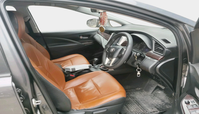 2018 Toyota Innova Crysta 2.8 GX AT 7 STR, Diesel, Automatic, 2,17,093 km, interior