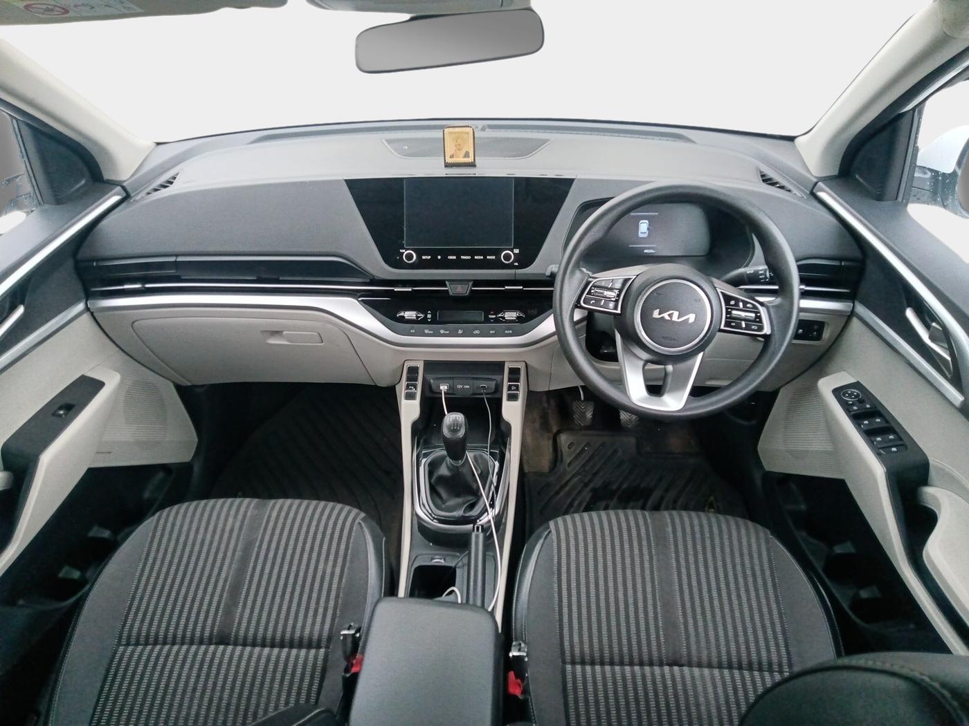 2022 KIA CARENS PRESTIGE PLUS 1.5 DIESEL 7 STR, Diesel, Manual, 44,222 km, interior