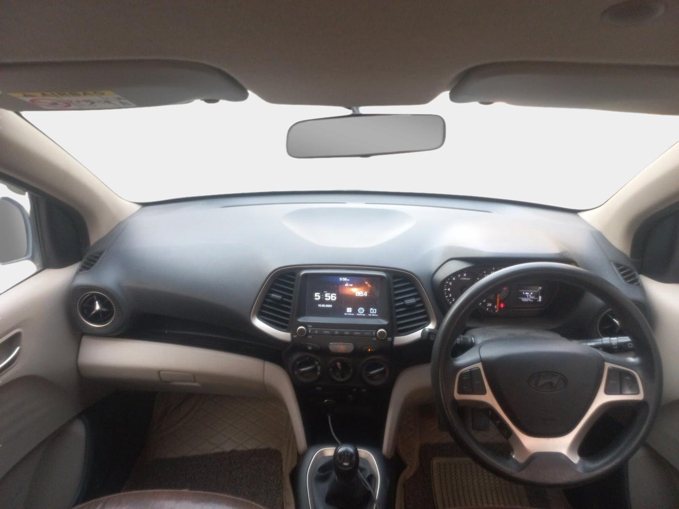 2018 Hyundai NEW SANTRO ASTA MT, Petrol, Manual, 70,826 km, interior