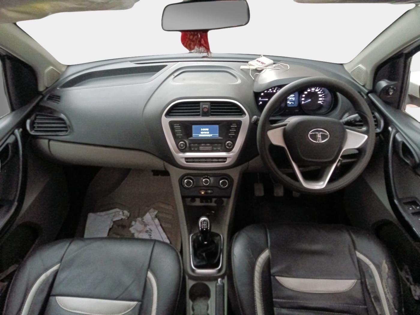 2016 Tata Tiago XT PETROL, Petrol, Manual, 83,726 km, interior
