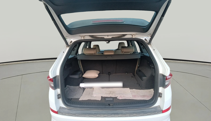 2023 Skoda Kodiaq L&K 4X4, Petrol, Automatic, 80,994 km, exterior