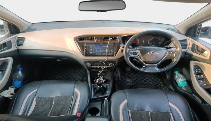 2017 Hyundai Elite i20 ASTA 1.4 CRDI, Diesel, Manual, 1,04,518 km, interior