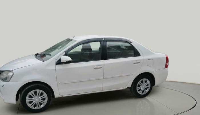 2015 Toyota Etios VD, Diesel, Manual, 99,622 km, exterior