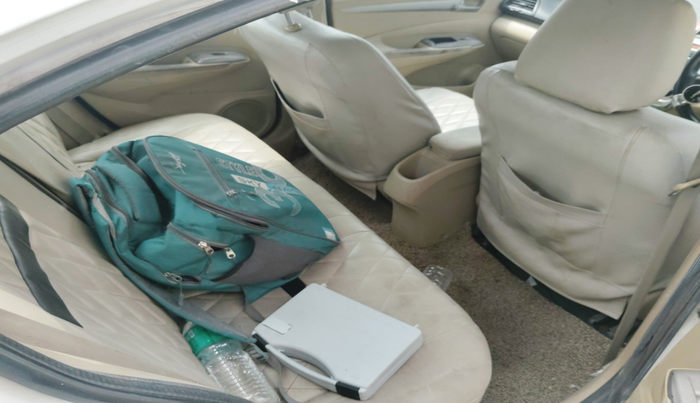 2011 Honda City 1.5L I-VTEC V MT, Petrol, Manual, 2,19,851 km, interior