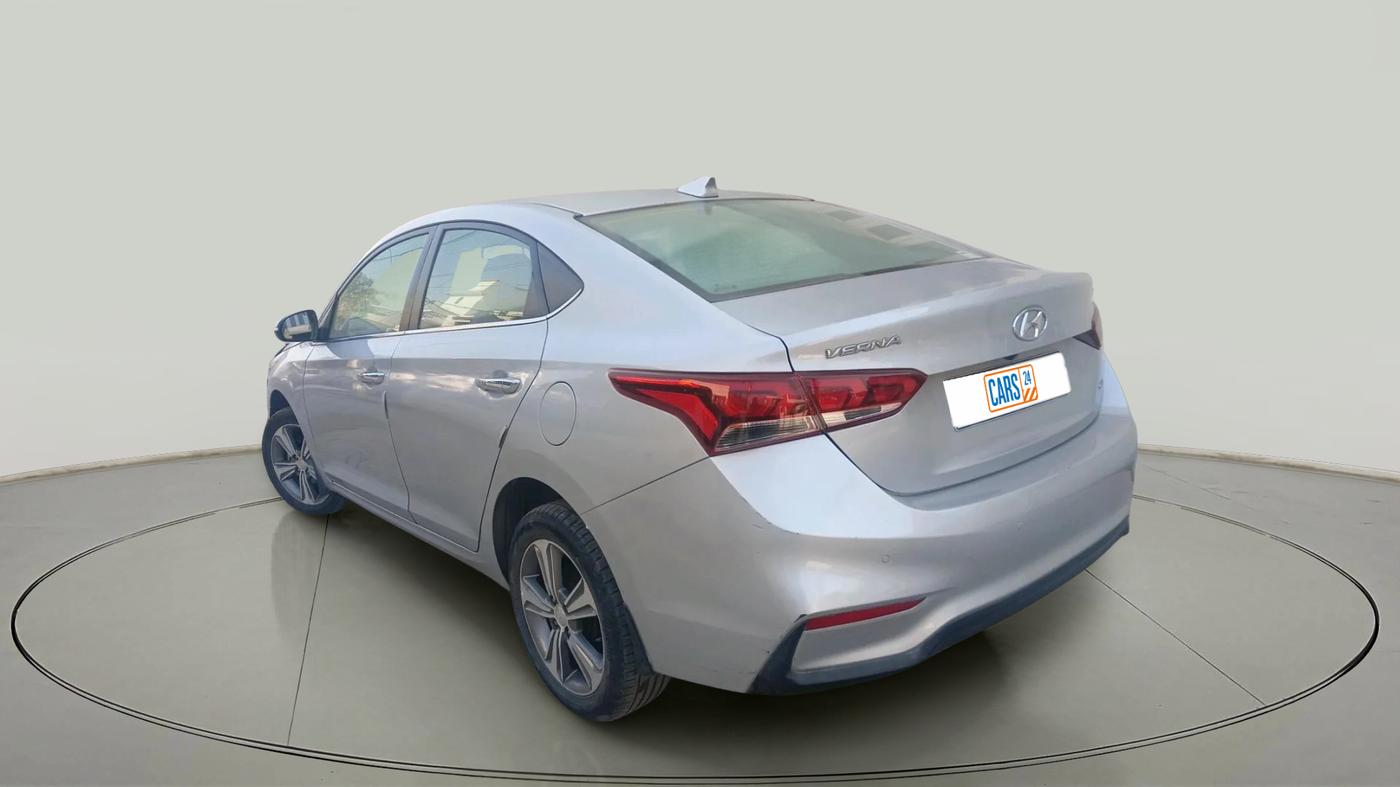 2018 Hyundai Verna 1.6 CRDI SX, Diesel, Manual, 91,905 km, exterior