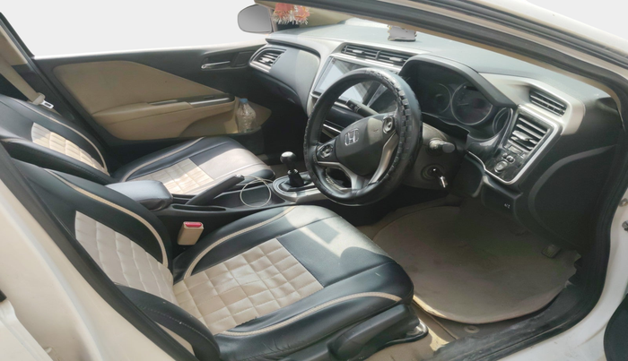 2016 Honda City 1.5L I-VTEC V MT, Petrol, Manual, 1,10,984 km, interior