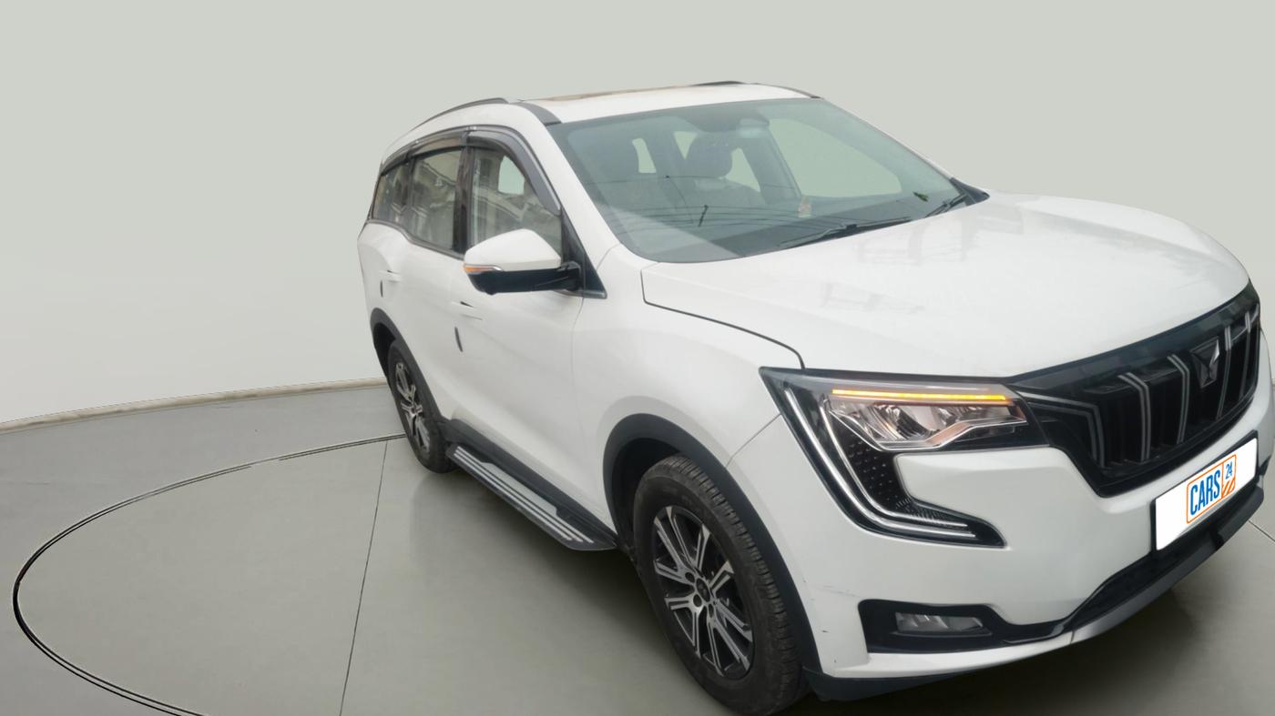 2024 Mahindra XUV700 AX 7 LUXURY P AT 7 STR, Petrol, Automatic, 8,966 km, exterior