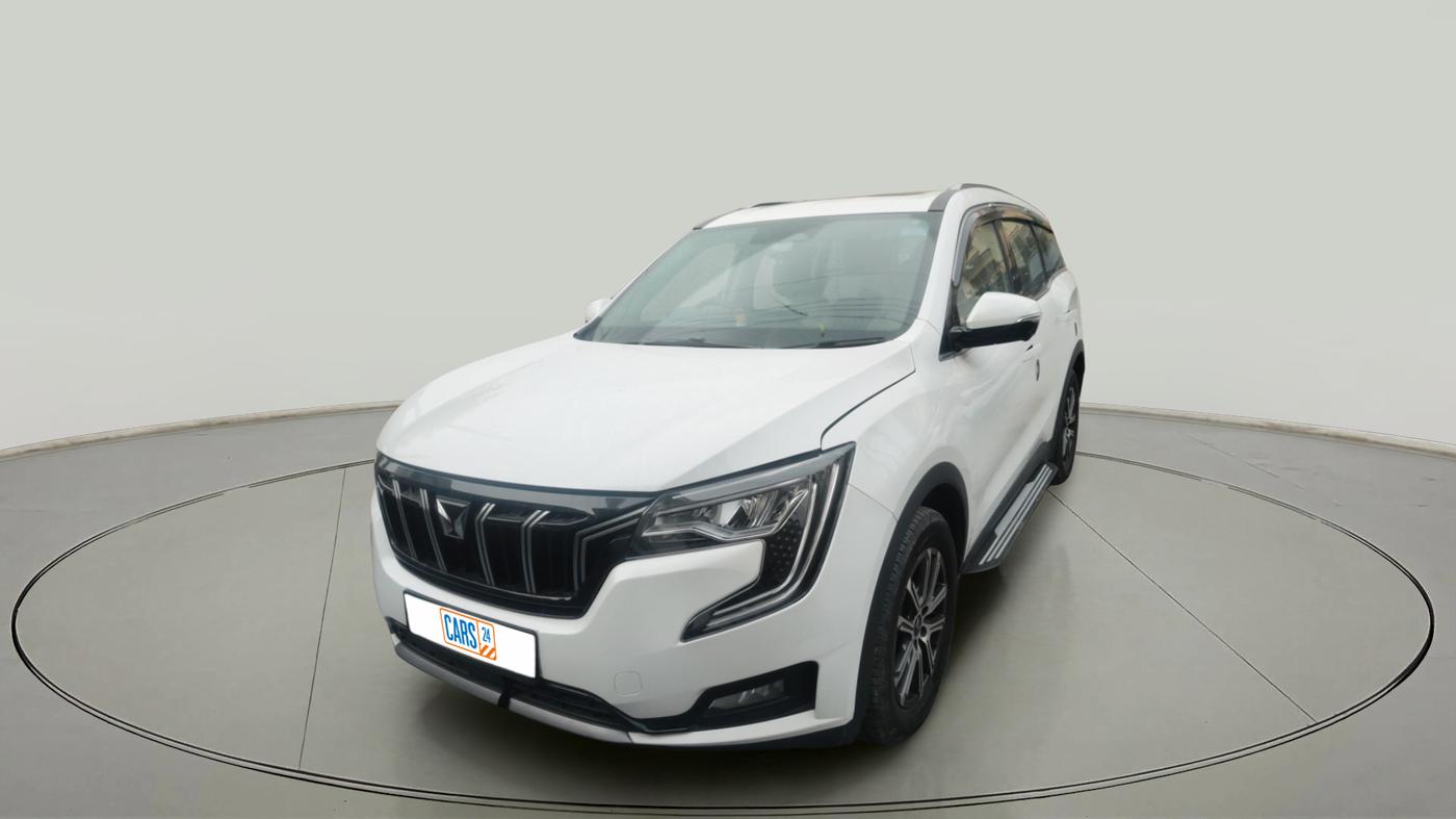 2024 Mahindra XUV700 AX 7 LUXURY P AT 7 STR, Petrol, Automatic, 8,966 km, exterior
