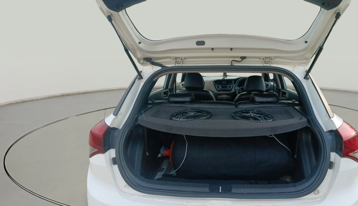 2015 Hyundai Elite i20 ASTA 1.2, Petrol, Manual, 1,05,742 km, exterior