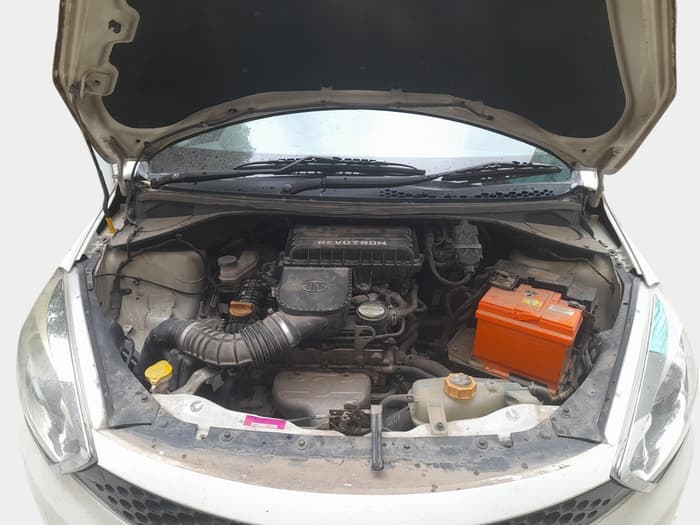 2016 Tata Tiago XM PETROL, Petrol, Manual, 33,997 km, exterior