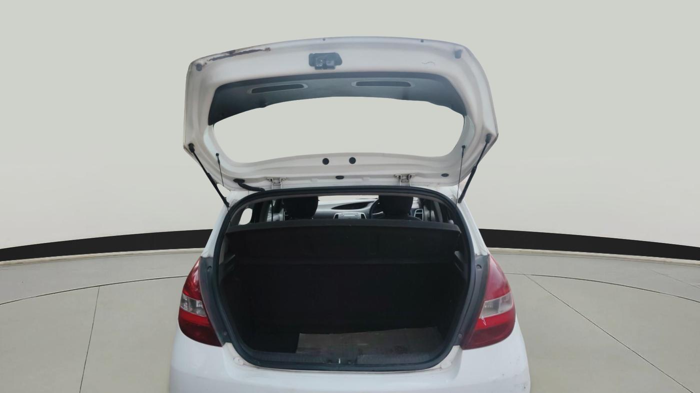 2010 Hyundai i20 MAGNA 1.2, Petrol, Manual, 1,10,900 km, exterior