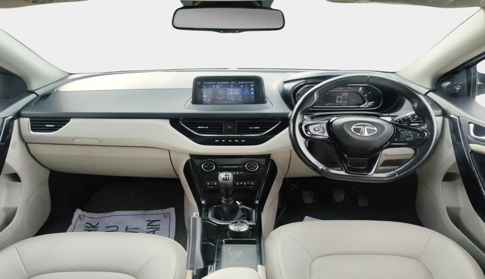 2022 Tata NEXON XZ PLUS (PREMIUM) PETROL, Petrol, Manual, 33,582 km, interior