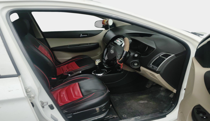 2014 Hyundai i20 SPORTZ 1.4 CRDI, Diesel, Manual, 85,688 km, interior