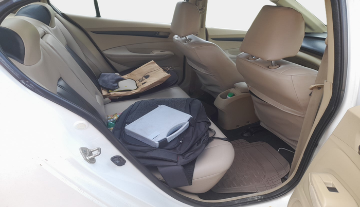 2013 Honda City 1.5L I-VTEC S MT, Petrol, Manual, 1,35,440 km, interior