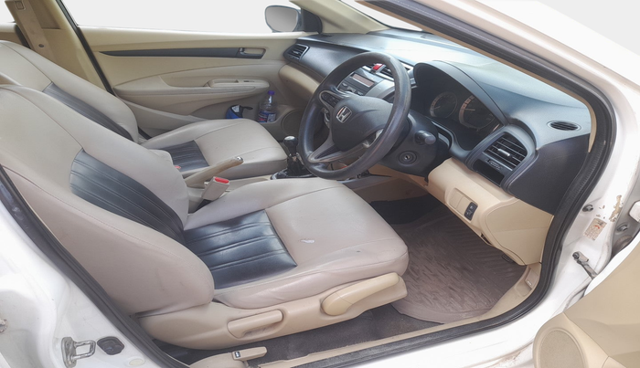2013 Honda City 1.5L I-VTEC S MT, Petrol, Manual, 1,35,440 km, interior