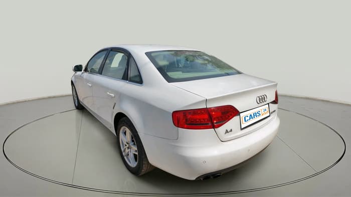 2011 Audi A4 2.0 TDI, Diesel, Automatic, 95,945 km, exterior