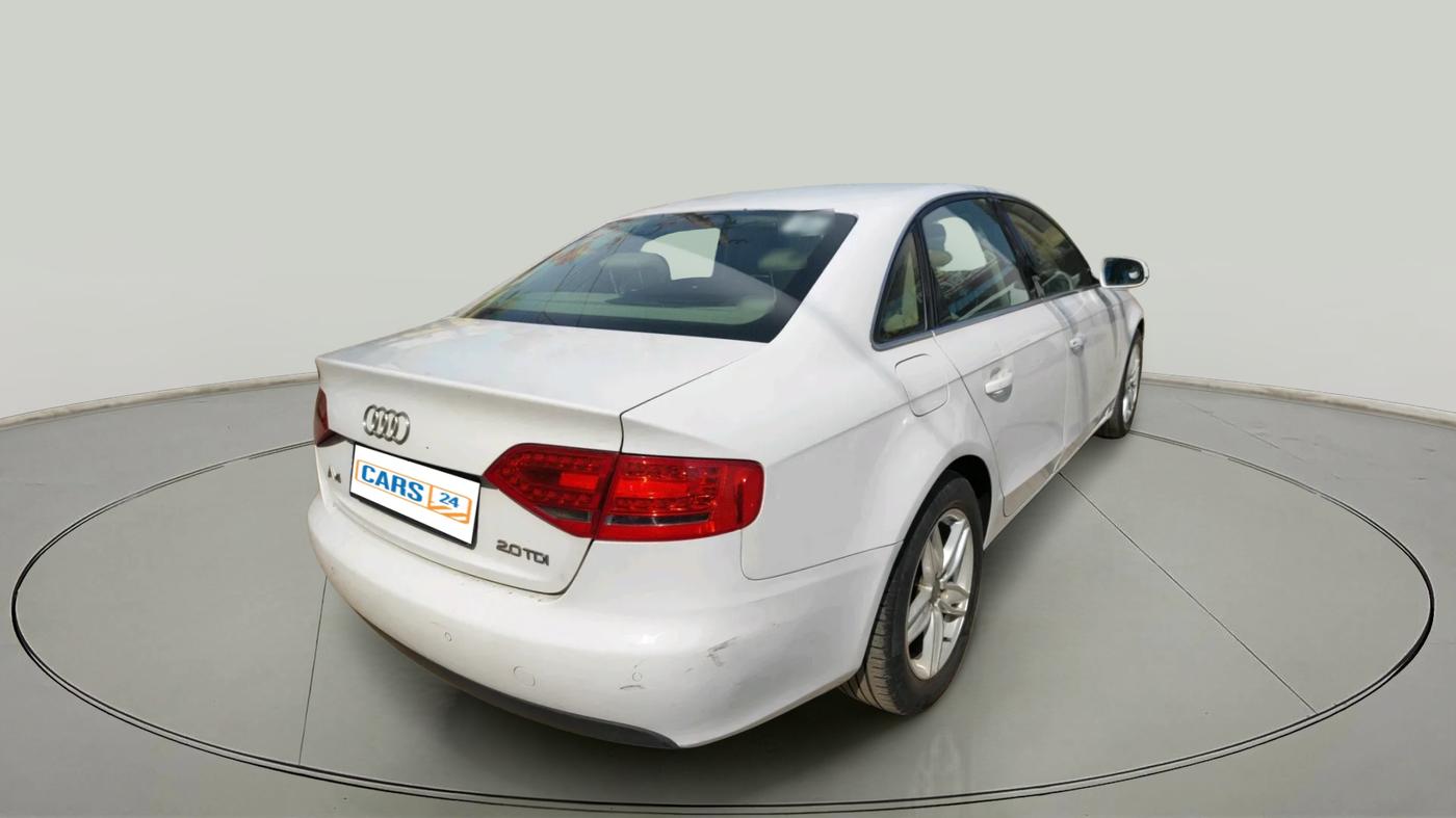 2011 Audi A4 2.0 TDI, Diesel, Automatic, 95,945 km, exterior