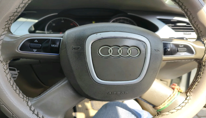 2011 Audi A4 2.0 TDI, Diesel, Automatic, 95,848 km, interior