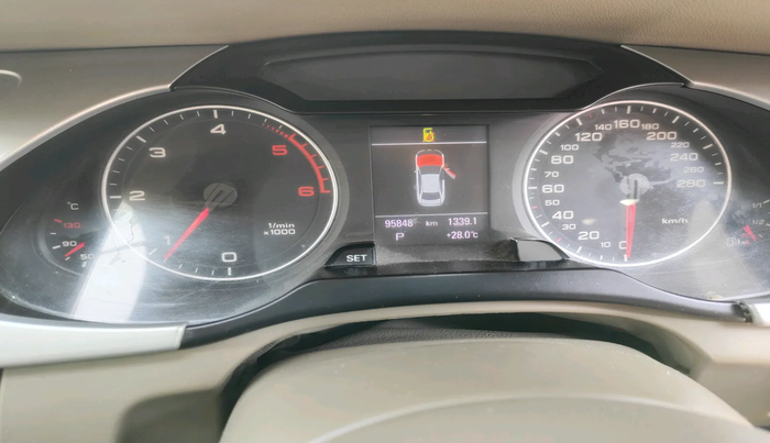 2011 Audi A4 2.0 TDI, Diesel, Automatic, 95,848 km, interior