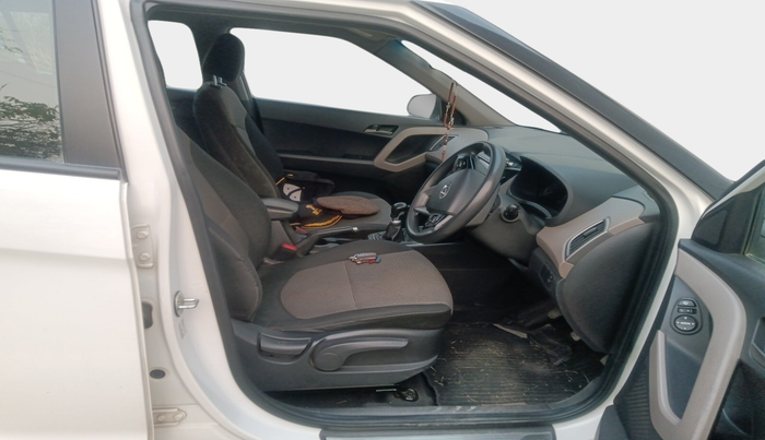 2016 Hyundai Creta  SX 1.6 Petrol , Petrol, Manual, 76,119 km, interior