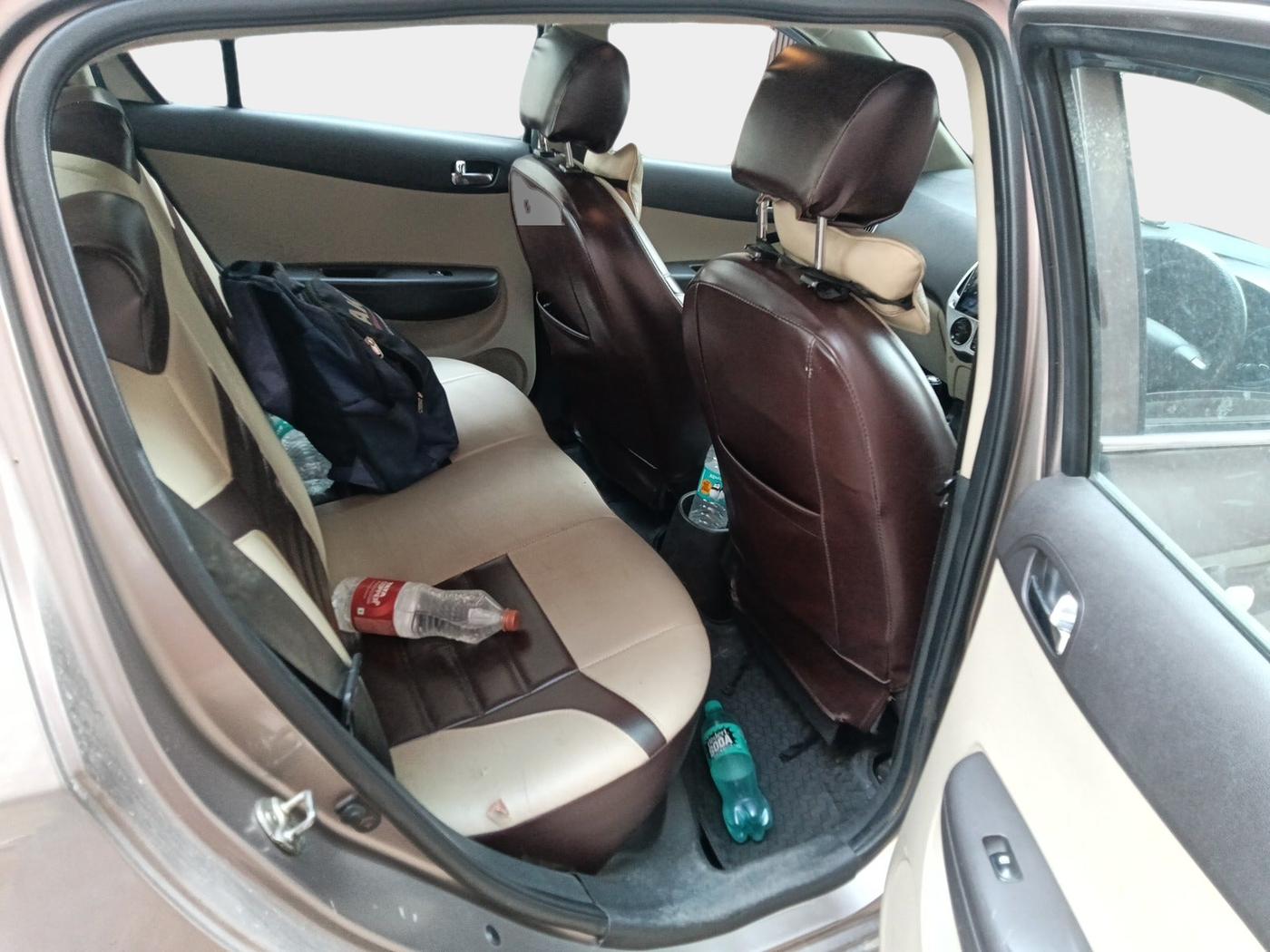 2013 Hyundai i20 MAGNA 1.2, Petrol, Manual, 94,149 km, interior