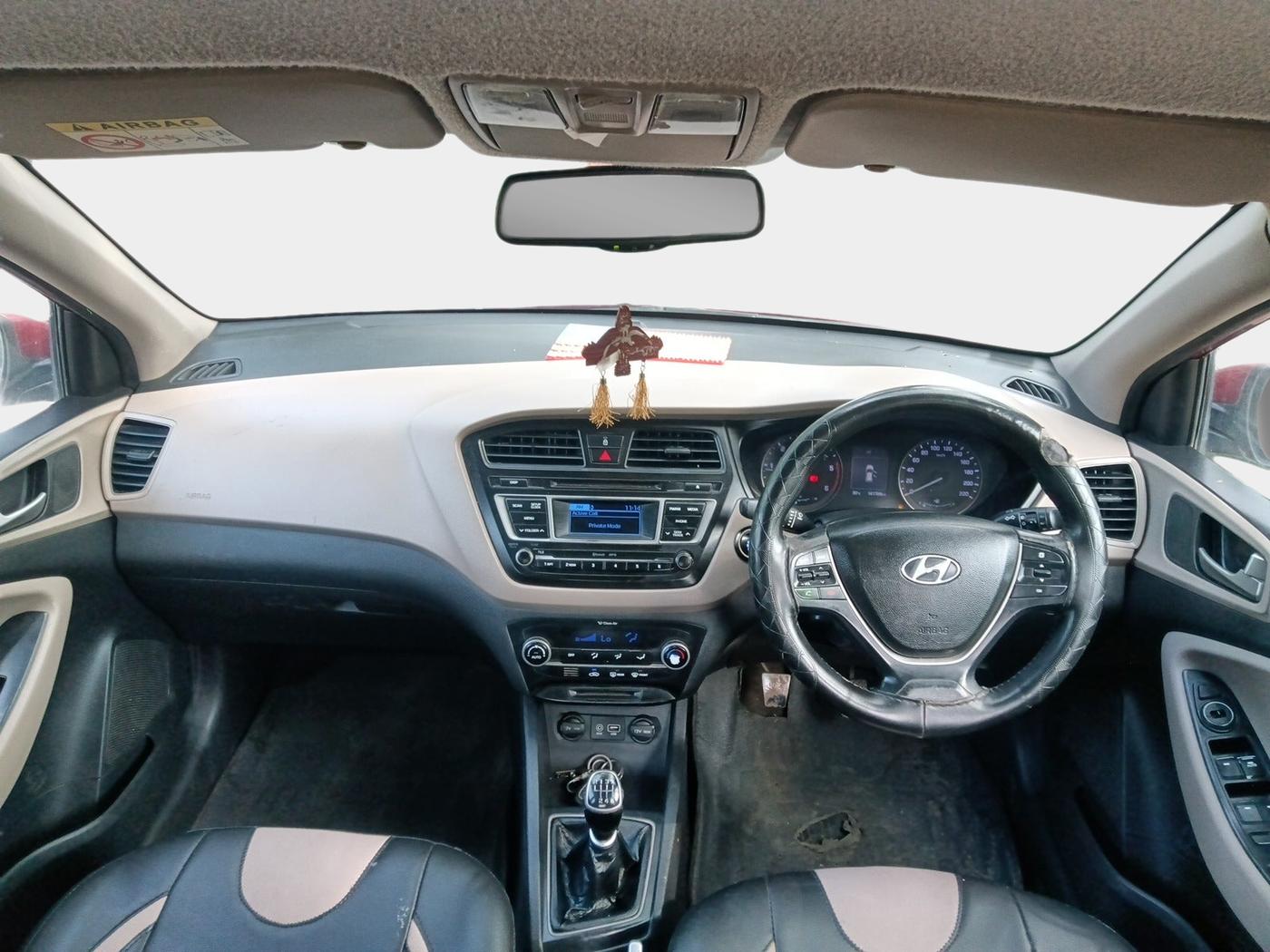 2015 Hyundai Elite i20 ASTA 1.4 CRDI, Diesel, Manual, 1,41,800 km, interior