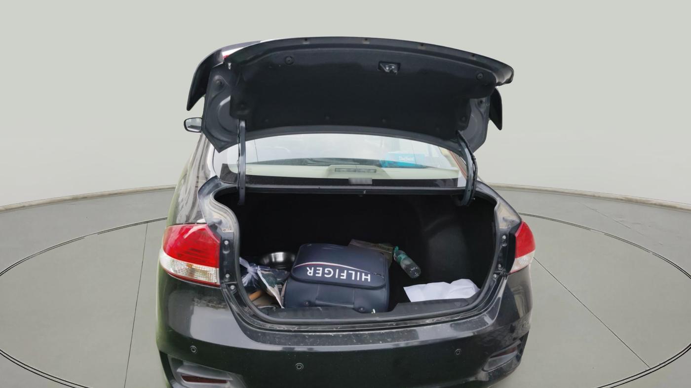 2023 Maruti Ciaz SIGMA 1.5 SHVS MT  PETROL, Petrol, Manual, 23,000 km, exterior