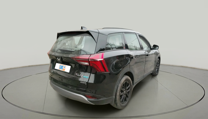 2024 Mahindra XUV700 AX 7 LUXURY P AT 7 STR, Petrol, Automatic, 11,175 km, exterior