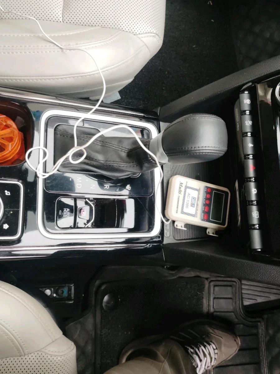 2024 Mahindra XUV700 AX 7 LUXURY P AT 7 STR, Petrol, Automatic, 11,175 km, interior