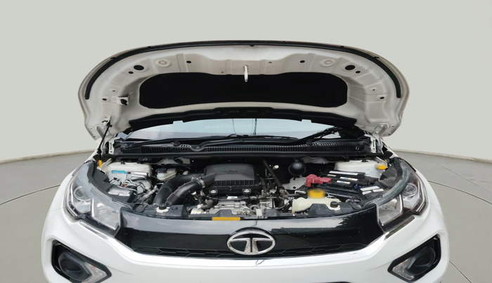 2023 Tata NEXON XE PETROL, Petrol, Manual, 23,959 km, exterior