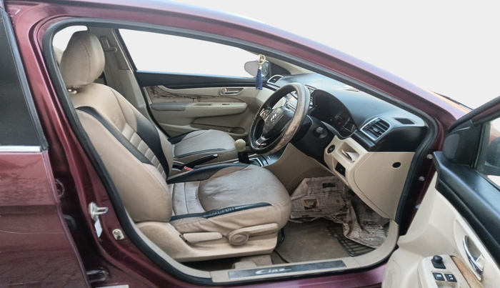 2014 Maruti Ciaz ZDI, Diesel, Manual, 99,283 km, interior