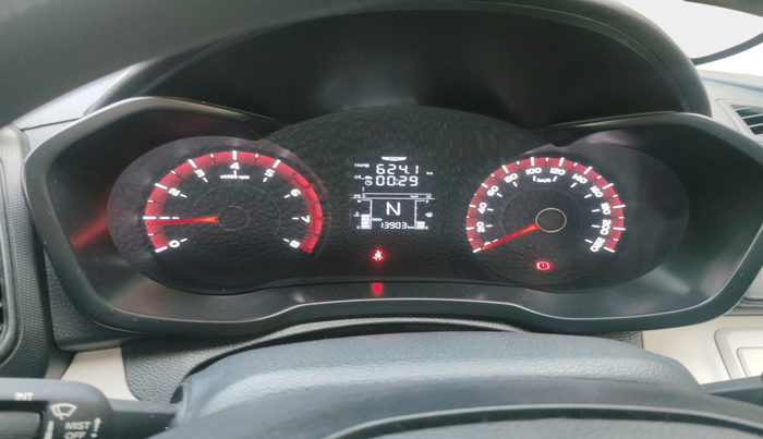 2024 Mahindra XUV300 W4 1.2 PETROL, Petrol, Manual, 13,903 km, interior