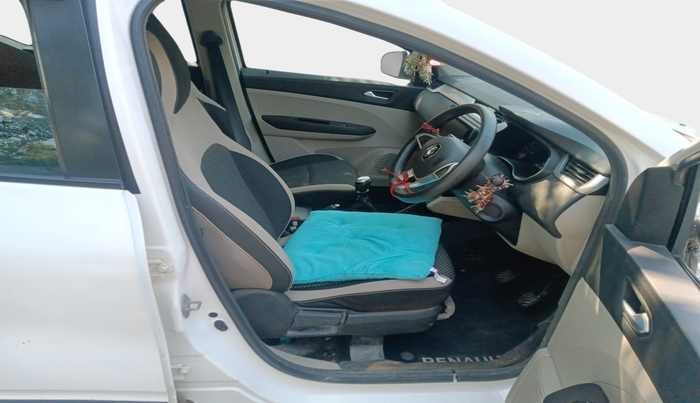 2020 Renault TRIBER RXZ, Petrol, Manual, 33,010 km, interior