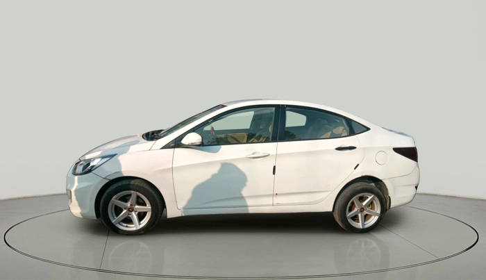 2013 Hyundai Verna FLUIDIC 1.6 CRDI SX, Diesel, Manual, 1,36,906 km, exterior