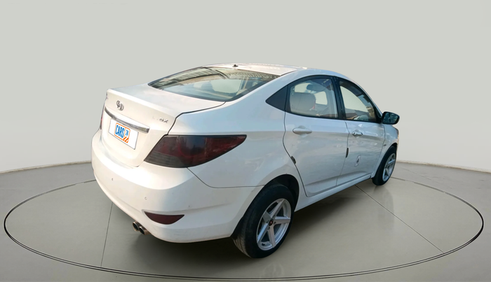 2013 Hyundai Verna FLUIDIC 1.6 CRDI SX, Diesel, Manual, 1,36,906 km, exterior