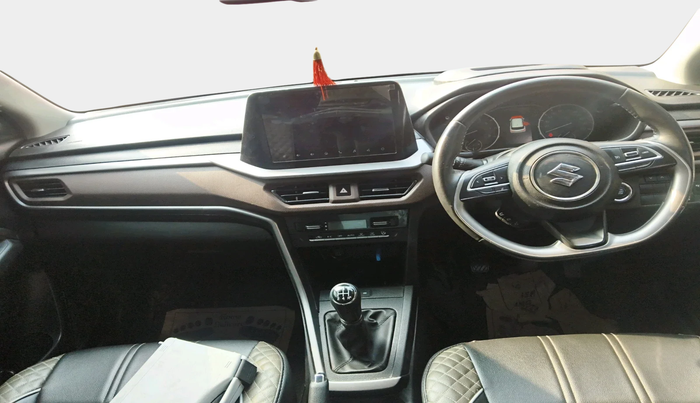 2022 Maruti BREZZA ZXI + SMART HYBRID DUAL TONE, Petrol, Manual, 50,005 km, interior