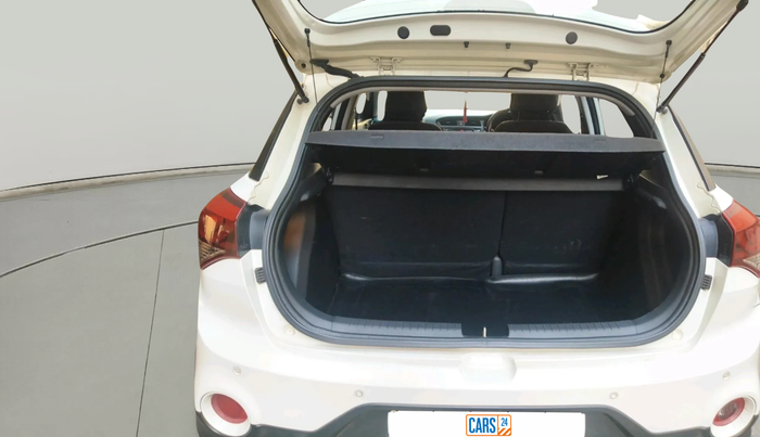 2015 Hyundai i20 Active 1.2 SX, Petrol, Manual, 89,126 km, exterior