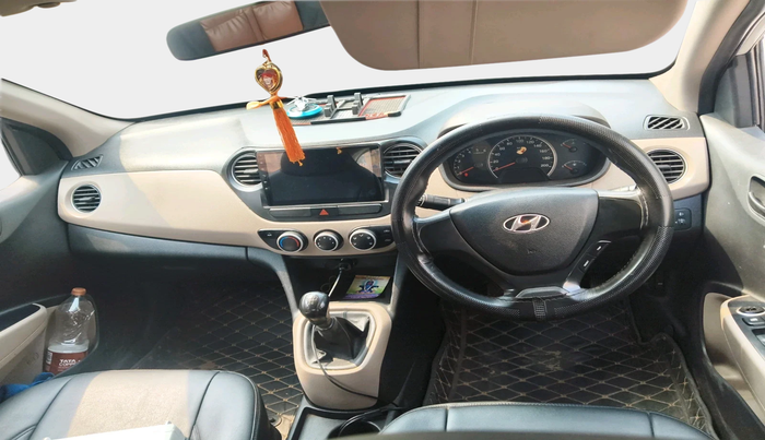 2015 Hyundai Grand i10 MAGNA 1.1 CRDI, Diesel, Manual, 85,242 km, interior